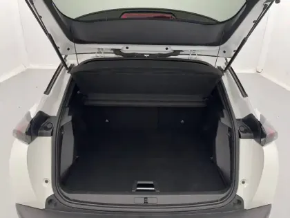 Photo 12 Peugeot 2008  Electrique 136 ch