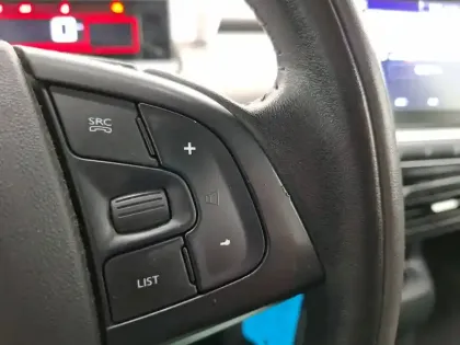 Photo 14 Citroën C4  Cactus BlueHDi 100