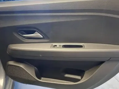 Photo 29 Dacia Jogger  Hybrid 140 7 places GSR2