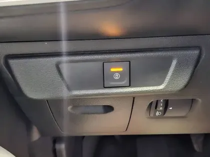 Photo 32 Dacia Jogger  Hybrid 140 7 places GSR2