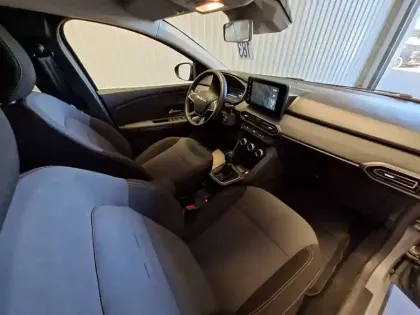 Photo 31 Dacia Jogger  Hybrid 140 7 places GSR2