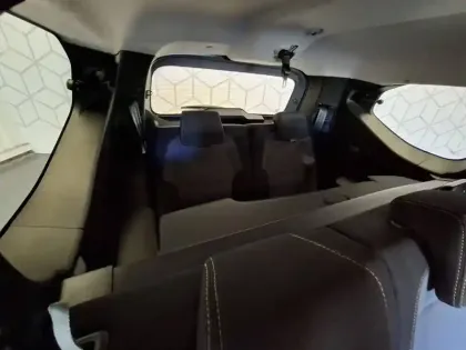 Photo 28 Dacia Jogger  Hybrid 140 7 places GSR2