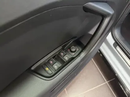 Photo 17 Audi A1  Sportback 35 TFSI 150 ch S tronic 7