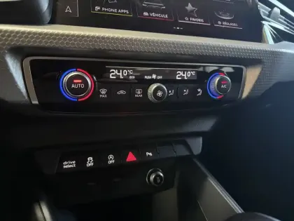 Photo 26 Audi A1  Sportback 35 TFSI 150 ch S tronic 7