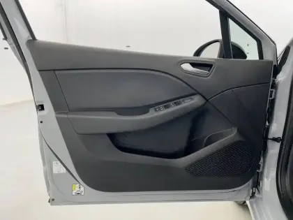 Photo 48 Renault Clio  E-Tech full hybrid 145 ch GSR2