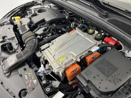 Photo 34 Renault Clio  E-Tech full hybrid 145 ch GSR2