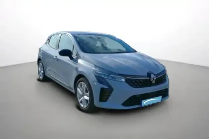 Photo 6 Renault Clio  E-Tech full hybrid 145 ch GSR2