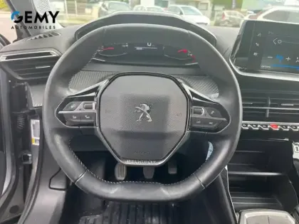 Photo 14 Peugeot 2008  PureTech 100 S&S BVM6