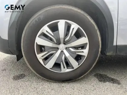 Photo 10 Peugeot 2008  PureTech 100 S&S BVM6