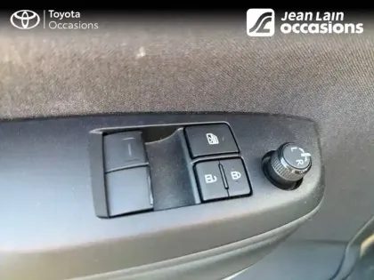 Photo 39 Toyota Yaris  Hybride 116h