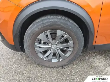 Photo 24 Peugeot 2008  PureTech 100 S&S BVM6