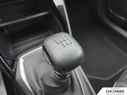 Photo 22 Peugeot 2008  PureTech 100 S&S BVM6