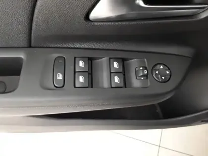 Photo 42 Opel Corsa  1.2 Turbo 100 ch BVM6