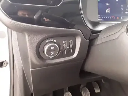 Photo 63 Opel Corsa  1.2 Turbo 100 ch BVM6