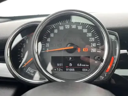 Photo 24 Mini Mini Hatch 5 Portes One 102 ch BVA7