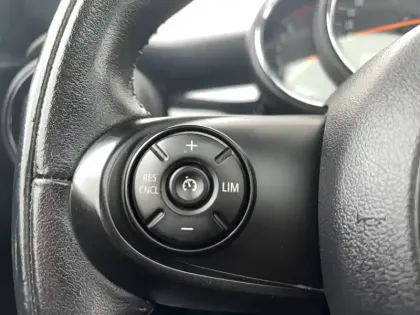 Photo 21 Mini Mini Hatch 5 Portes One 102 ch BVA7