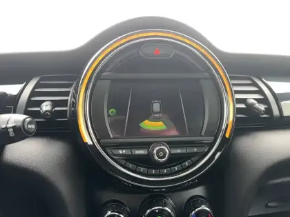 Photo 16 Mini Mini Hatch 5 Portes One 102 ch BVA7