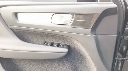 Photo 16 Volvo Xc40  T5 Recharge 180+82 ch DCT7