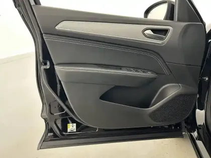 Photo 21 Renault Arkana Gén. I (LJL) Ph1 Intens 5