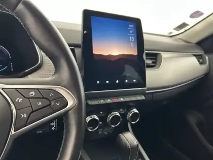 Photo 93 Renault Arkana  E-Tech 145 - 21B