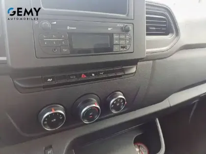 Photo 35 Renault Master  FGN TRAC F3500 L2H2 BLUE DCI 135