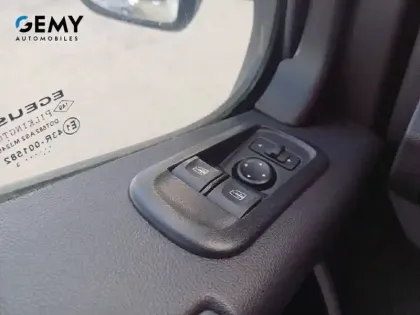 Photo 38 Renault Master  FGN TRAC F3500 L2H2 BLUE DCI 135