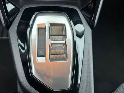 Photo 13 Peugeot 208  PureTech 100 S&S EAT8