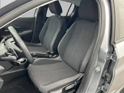 Photo 10 Peugeot 208  PureTech 100 S&S EAT8