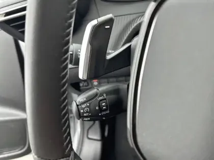 Photo 19 Peugeot 208  PureTech 100 S&S EAT8