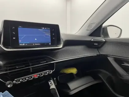 Photo 91 Peugeot 2008  BlueHDi 110 S&S BVM6