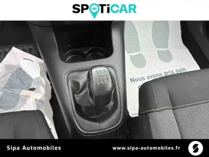 Photo 16 Citroën C3  PureTech 82