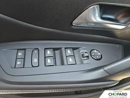 Photo 60 Peugeot 308  PureTech 130ch S&S EAT8