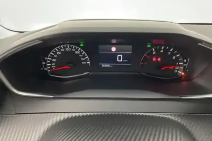 Photo 8 Peugeot 208  PureTech 75 S&S BVM5