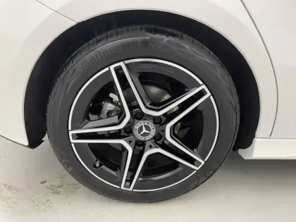 Photo 86 Mercedes Classe A  180 d 8G-DCT