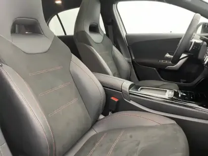 Photo 28 Mercedes Classe A  180 d 8G-DCT