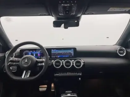 Photo 64 Mercedes Classe A  180 d 8G-DCT