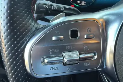 Photo 20 Mercedes EQA  250