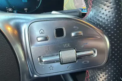 Photo 21 Mercedes EQA  250