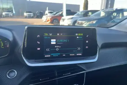 Photo 15 Peugeot 208  Electrique 50 kWh 136ch