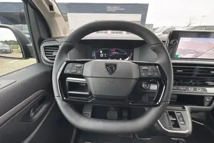 Photo 11 Peugeot Expert  FGN M DIESEL 180 CH AUTOMATIQUE