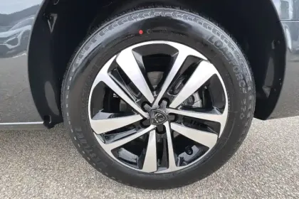 Photo 36 Peugeot Expert  FGN M DIESEL 180 CH AUTOMATIQUE