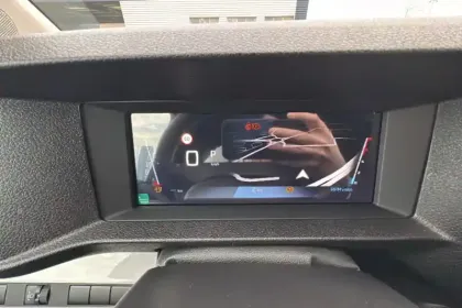 Photo 12 Peugeot Expert  FGN M DIESEL 180 CH AUTOMATIQUE