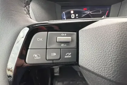 Photo 13 Peugeot Expert  FGN M DIESEL 180 CH AUTOMATIQUE