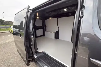 Photo 65 Peugeot Expert Gén. III Ph2 Tech Edition 4