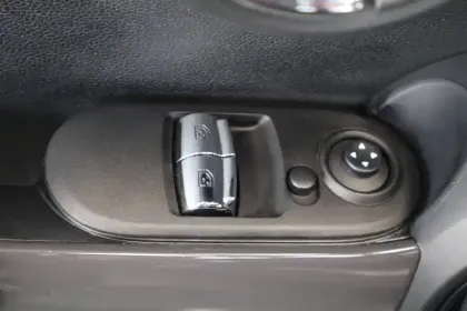 Photo 19 Mini Mini Hatch 3 Portes Cooper 136 ch