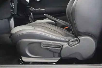 Photo 18 Mini Mini Hatch 3 Portes Cooper 136 ch