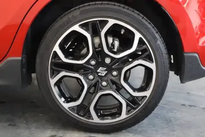 Photo 76 Suzuki Swift  Sport 1.4 Boosterjet Hybrid