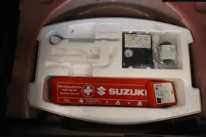 Photo 90 Suzuki Swift  Sport 1.4 Boosterjet Hybrid