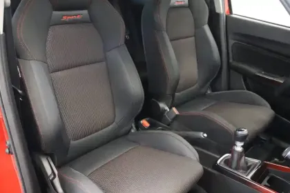 Photo 10 Suzuki Swift  Sport 1.4 Boosterjet Hybrid