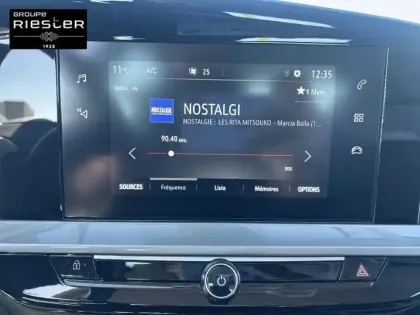 Photo 24 Opel Mokka  Electrique 136 ch & Batterie 50 kWh